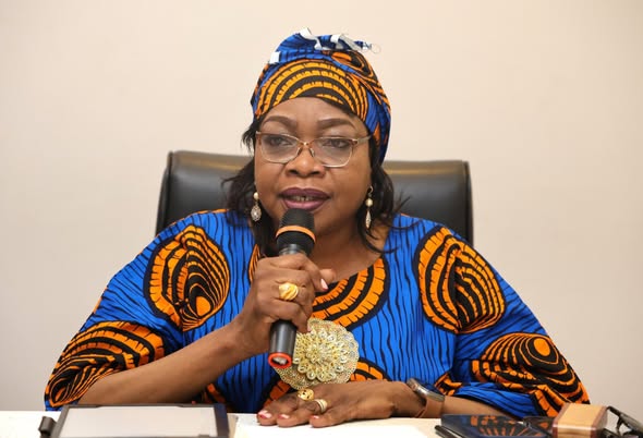 Health minister urges urgent action on failing health system