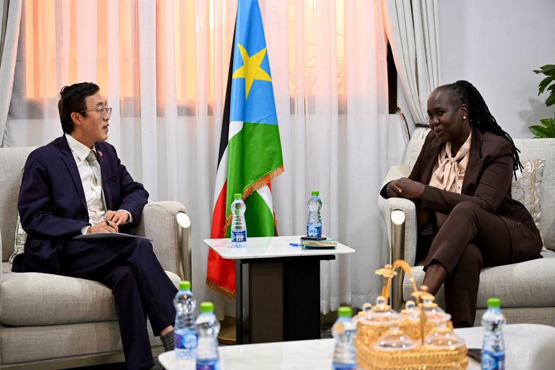 South Sudan, China discuss strengthening trade and investment ties