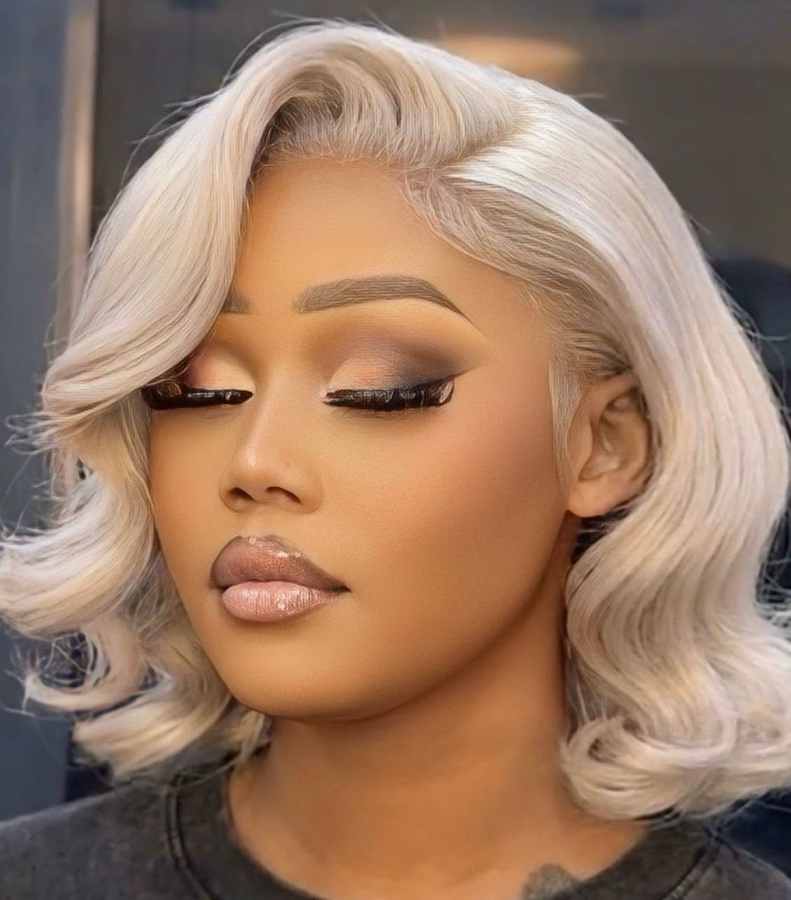 Lady Kola vs Comments: Singer deletes song after online chaos