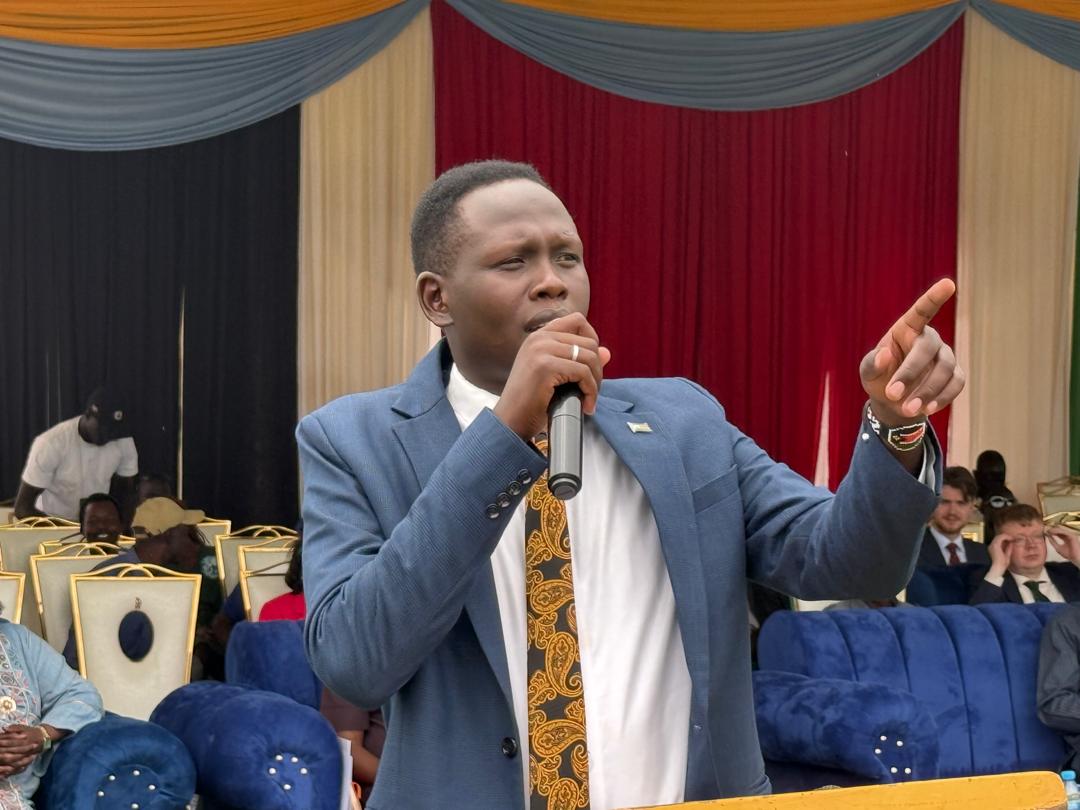 Youth leaders, activists clash with interior minister over youth day venue change